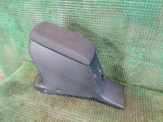Бардачок между сиденьями Honda AIRWAVE 2006