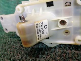 Селектор АКПП DEMIO 1996 DW5W B5