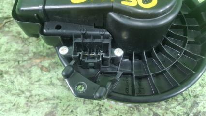 Мотор печки TOYOTA PRIUS ZVW30 2ZRFXE 87103-47030 2 ракурс