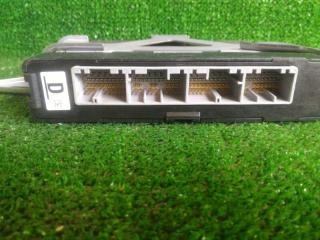 Электронный блок TOYOTA AQUA NHP10 1NZFXE 89681-52120 3 ракурс Электронный блок TOYOTA AQUA NHP10 1NZFXE 89681-52120 3 ракурс