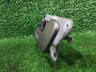 Ручка двери внутренняя левая передняя MITSUBISHI PAJERO V21W 4G64 MR440061 2 ракурс Ручка двери внутренняя левая передняя MITSUBISHI PAJERO V21W 4G64 MR440061 2 ракурс
