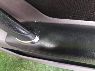 Обшивка дверей TOYOTA CELICA ZZT231 2ZZGE 67610-2G820-C0 3 ракурс