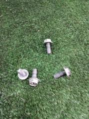 Петля капота SUZUKI JIMNY WIDE JB33W G13B 57410-50G00 3 ракурс