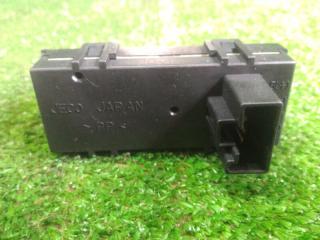 Часы TOYOTA PRIUS NHW20 1NZFXE 83910-47051 3 ракурс