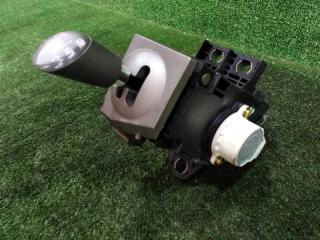 Ручка переключения автомата TOYOTA PRIUS NHW20 1NZFXE 33560-47011 3 ракурс