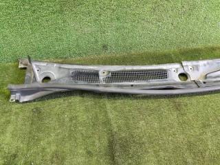 Планка под дворники передняя NISSAN LAUREL SC35 RD28 66863-5L300 3 ракурс