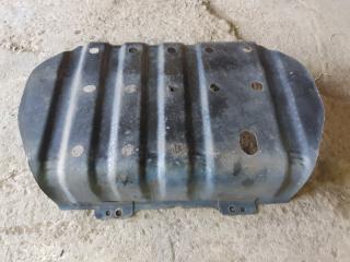 Защита топливного бака NISSAN SAFARI WGY61 TB45E 17285-VB000 3 ракурс