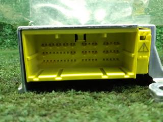 Блок управления airbag TOYOTA SAI AZK10 2AZFXE 89170-75010 2 ракурс