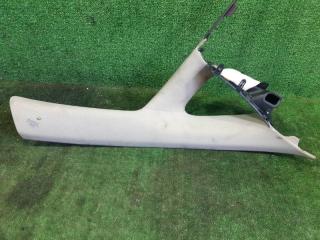 Обшивка стойки кузова правая передняя TOYOTA SAI AZK10 2AZFXE 62210-75010-E1 5 ракурс Обшивка стойки кузова правая передняя TOYOTA SAI AZK10 2AZFXE 62210-75010-E1 5 ракурс