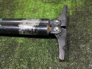Амортизатор задней двери задний TOYOTA GRANVIA KCH16W 1KZTE 68908-26090 2 ракурс