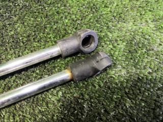 Амортизатор задней двери задний TOYOTA AQUA NHP10 1NZFXE 68950-52410 2 ракурс