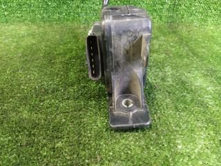Педаль газа MITSUBISHI PAJERO V83W 6G72 1600A014 4 ракурс Педаль газа MITSUBISHI PAJERO V83W 6G72 1600A014 4 ракурс