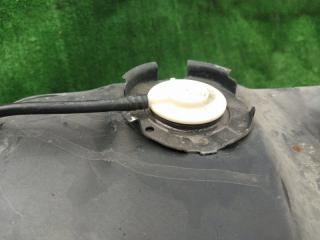 Бензобак TOYOTA CALDINA ST215G 3SFE 77001-21903 5 ракурс