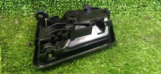 Ручка двери внутренняя левая задняя SUZUKI ESCUDO TD01W G16A, J20A, RFT, H20A, H25A 83130-56B01-5ES 3 ракурс
