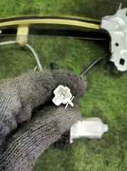 Стеклоподъемник левый задний TOYOTA CROWN JZS153 1JZGE 85720-30240 5 ракурс