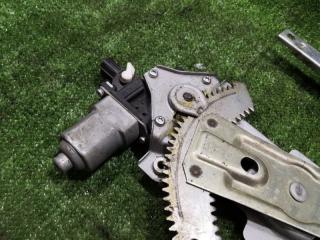 Стеклоподъемник правый передний HONDA INSIGHT ZE2 LDA 72211-TM8-003 2 ракурс