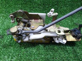 Замок двери правый передний MAZDA PROCEED MARVIE UVL6R WLT U009-58-310 2 ракурс