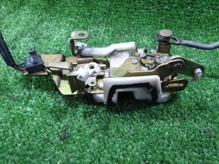 Замок двери правый передний MAZDA PROCEED MARVIE UVL6R WLT U009-58-310 3 ракурс