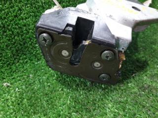 Замок двери левый передний SUZUKI JIMNY WIDE JB33W G13B 82202-81A10 3 ракурс