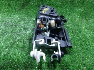 Ручка двери внутренняя левая задняя HONDA CR-V RE4 K24A 72160-SWA-A01ZA 5 ракурс