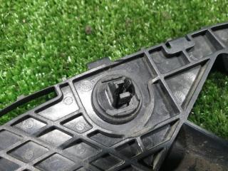 Крепление бампера правое заднее TOYOTA WISH ZGE25 2ZRFAE 52115-68030 4 ракурс