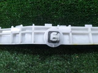 Крепление бампера правое заднее MITSUBISHI OUTLANDER CW5W 4B12 6410A222 3 ракурс