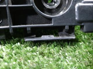 Крепление бампера правое заднее TOYOTA AQUA NHP10 1NZFXE 52575-52180 5 ракурс