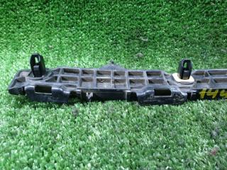 Крепление бампера правое заднее TOYOTA COROLLA FIELDER NZE141 1NZFE 52575-13060 2 ракурс