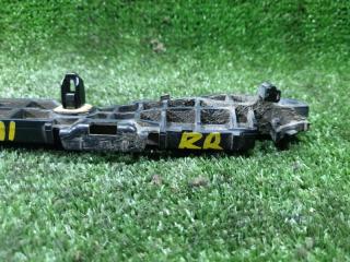 Крепление бампера правое заднее TOYOTA COROLLA FIELDER NZE141 1NZFE 52575-13060 4 ракурс