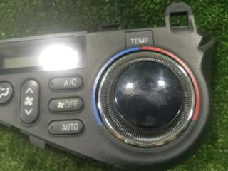 Блок управления климат-контролем TOYOTA AQUA NHP10 1NZFXE 55900-52580 2 ракурс Блок управления климат-контролем TOYOTA AQUA NHP10 1NZFXE 55900-52580 2 ракурс