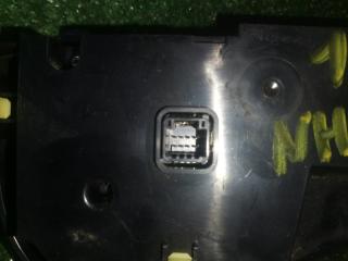 Блок управления климат-контролем TOYOTA AQUA NHP10 1NZFXE 55900-52580 4 ракурс Блок управления климат-контролем TOYOTA AQUA NHP10 1NZFXE 55900-52580 4 ракурс
