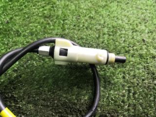 Замок лючка бензобака TOYOTA HARRIER MCU36 1MZFE 77030-48010 3 ракурс