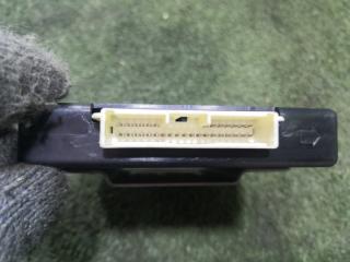 Блок управления 4wd TOYOTA VITZ NSP135 1NRFE 89630-52040 3 ракурс