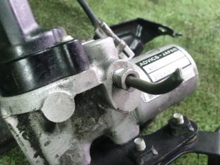 Главный тормозной цилиндр TOYOTA PRIUS NHW20 1NZFXE 47270-47010 2 ракурс