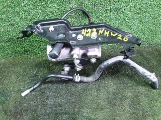 Главный тормозной цилиндр TOYOTA PRIUS NHW20 1NZFXE 47270-47010 3 ракурс