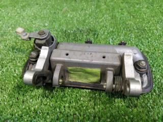 Ручка двери внешняя правая передняя SUZUKI ESCUDO TD61W H25A 82810-56B00-1VN 2 ракурс
