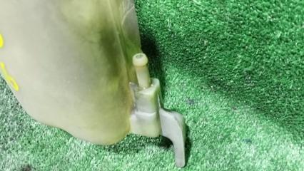 Бачок расширительный NISSAN BASSARA JVU30 YD25DDTI 21710-5V000 4 ракурс
