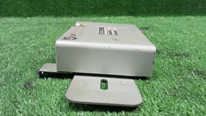 Блок управления акпп NISSAN BASSARA JVU30 YD25DDTI 31036-AD200 2 ракурс