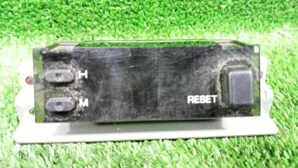 Часы NISSAN ELGRAND AVWE50 QD32ETI 25820-VE000 1 ракурс