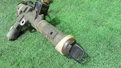 Замок зажигания TOYOTA CELICA ST183 3SGE 69057-20220 3 ракурс