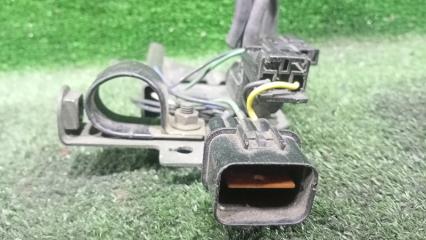 Вакуумник включения 4wd MITSUBISHI PAJERO V68W 4M41 MR430381 2 ракурс