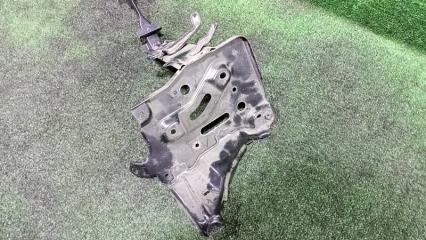 Крепление аккумулятора TOYOTA VITZ NSP135 1NRFE 74410-52051 5 ракурс