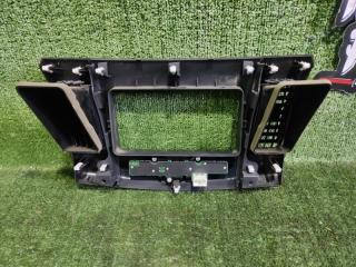 Консоль магнитофона MITSUBISHI OUTLANDER CW6W 6B31 8002A019XA 2 ракурс