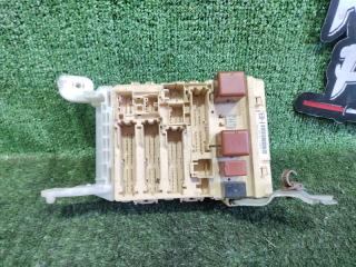 Блок предохранителей  TOYOTA ALPHARD MNH15W 1MZFE ,82730-58020 1 ракурс