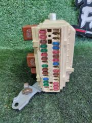 Блок предохранителей TOYOTA ALPHARD MNH15W 1MZFE 82730-58020 3 ракурс