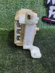 Блок предохранителей TOYOTA ALPHARD MNH15W 1MZFE 82730-58020 4 ракурс