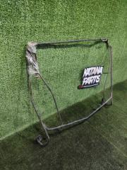 Крепление запасного колеса заднее TOYOTA IPSUM ACM26W 2AZFE 51903-44060 2 ракурс