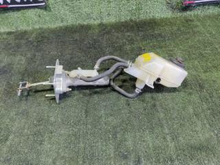 Главный тормозной цилиндр TOYOTA PRIUS NHW20 1NZFXE 47200-47010 2 ракурс