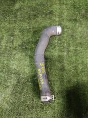 Патрубок радиатора TOYOTA VITZ NSP135 1NRFE 16571-47080 2 ракурс Патрубок радиатора TOYOTA VITZ NSP135 1NRFE 16571-47080 2 ракурс