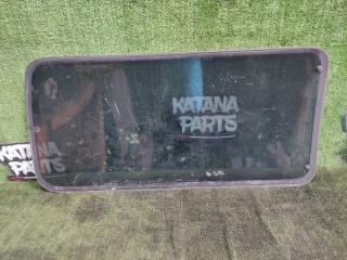 Стекло собачника левое заднее TOYOTA HIACE KZH106W 1KZTE 62716-26330 5 ракурс